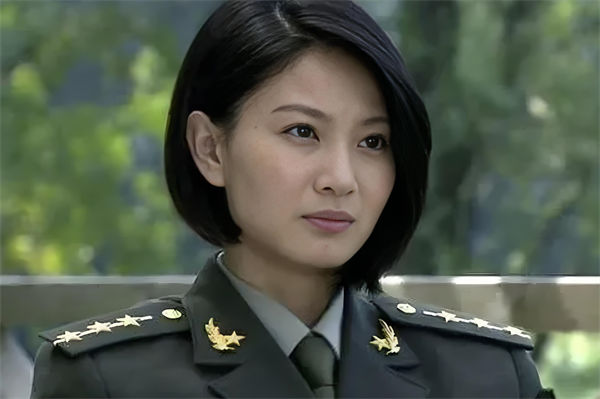 唐心怡是谁演的?