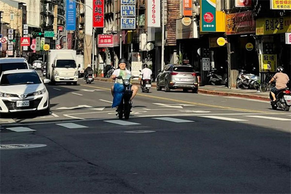 台湾为什么不愿意回来的根本原因是什么?