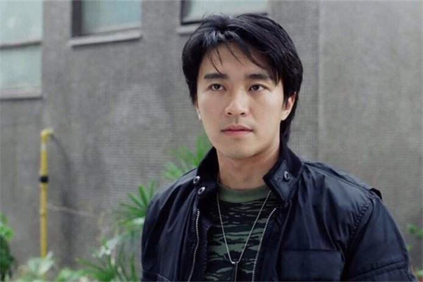 为什么这么多人黑周星驰?