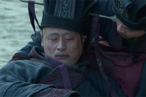 荀彧为什么自杀?