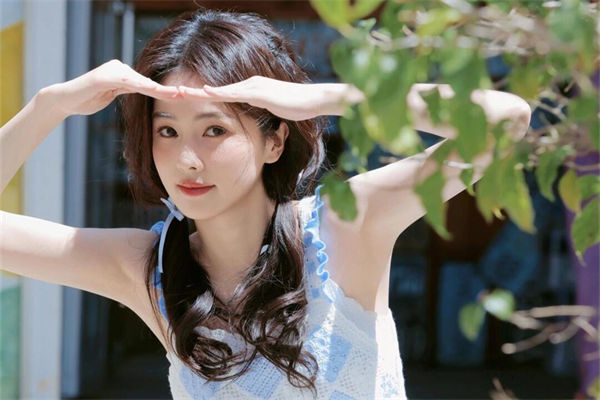 白梦妍为什么叫白鹿?