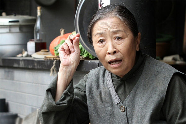 张少华儿子和女儿为什么不管她?