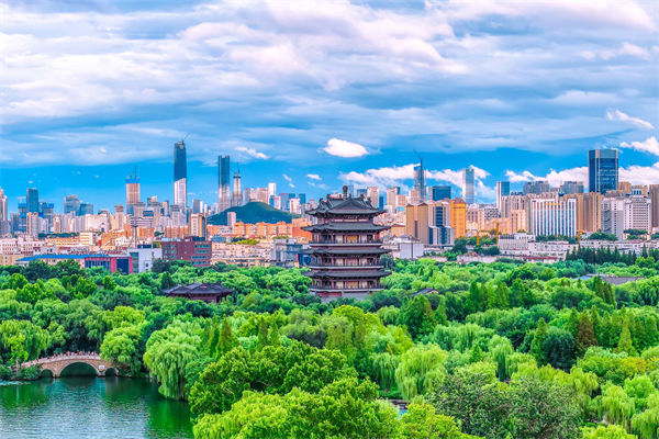 济南为什么叫泉城?