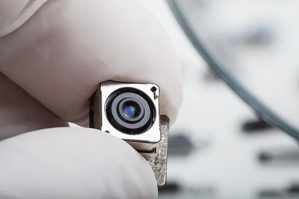 针孔摄像头怎么用?